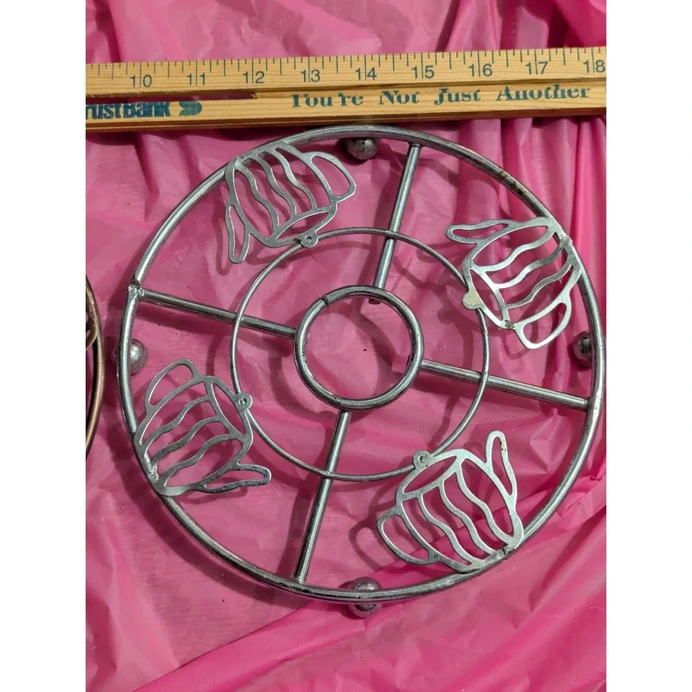 2 lot Metal coffee tea cup design round trivets‎